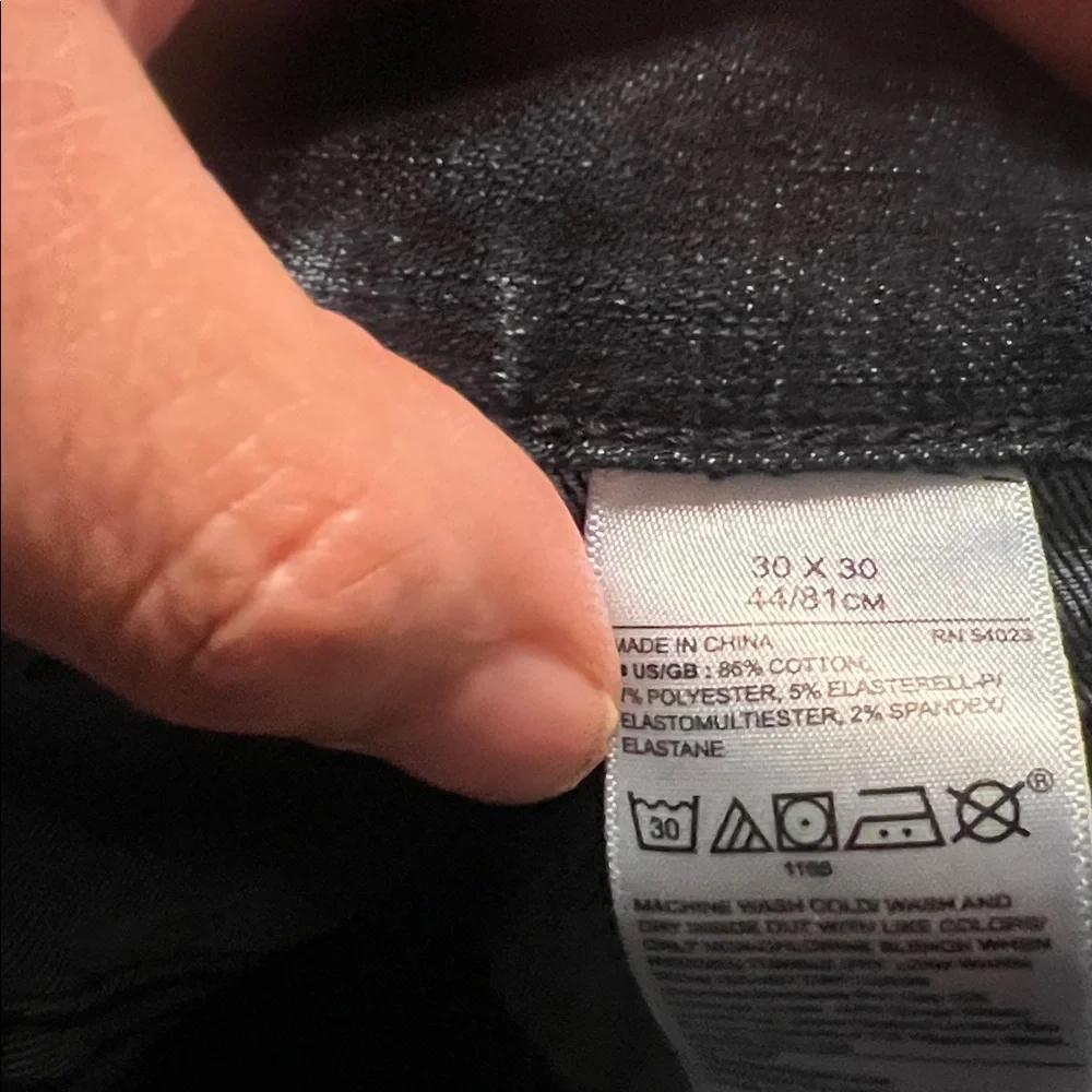 Banana Republic slim fit men’s blue jeans
